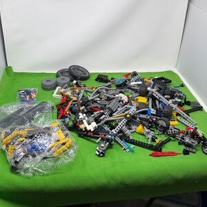 Lego Technic Bionicle parts 3.3 pounds